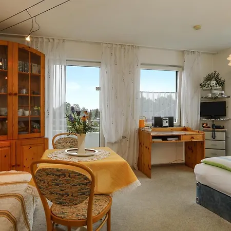 Appartement Ferienwohnung Holiday 2 Friedrichshafen