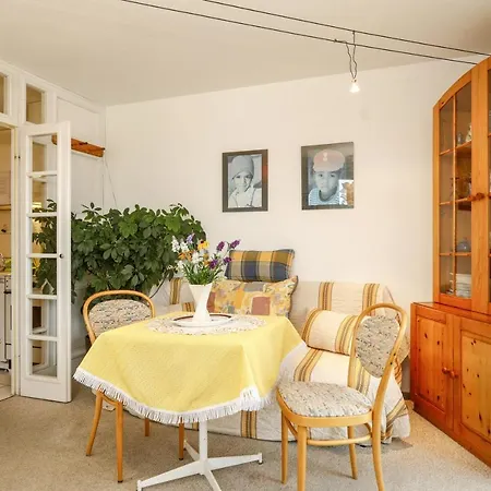 Appartement Ferienwohnung Holiday 2